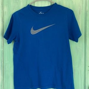 Nike T Shirt
